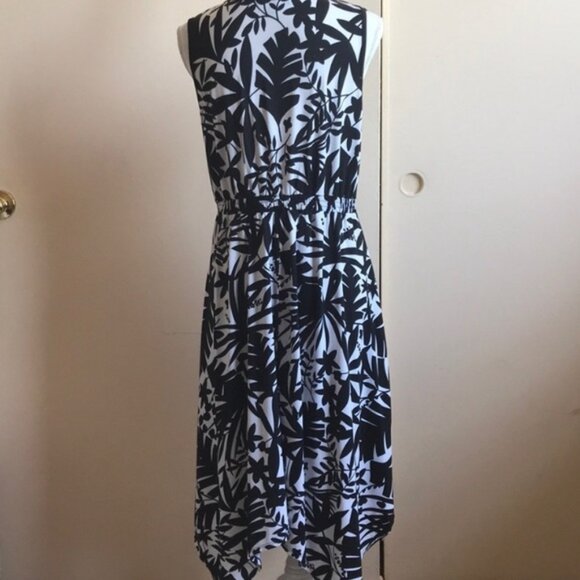 NY Collection Hi Low Sleeveless Dress - Picture 3 of 4
